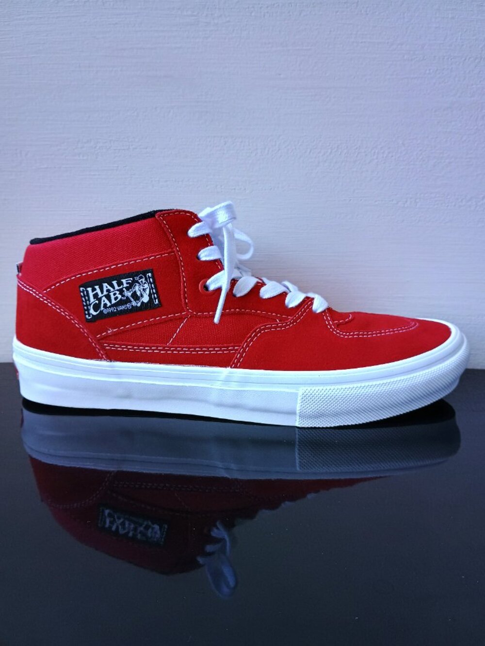 Vans Men's Skate Half Cab Suede / Canvas Sneaker in Amazing Red / White